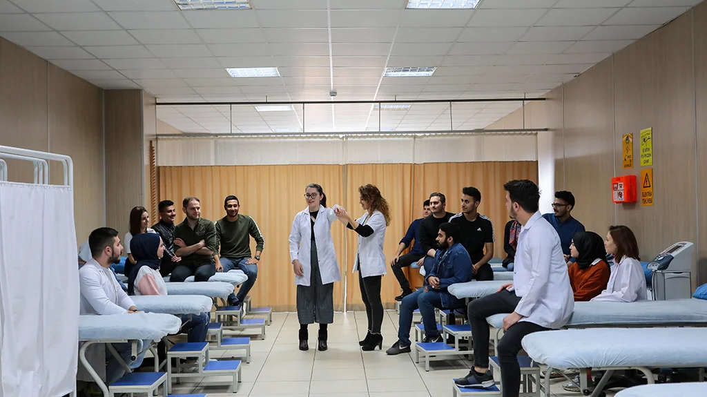 پزشکی دانشگاه گلیشیم